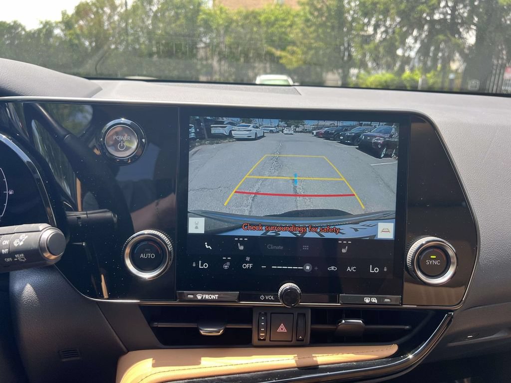 Certified 2022 Lexus NX 350h AWD w/ Towing Package (2000 Lbs) image 29