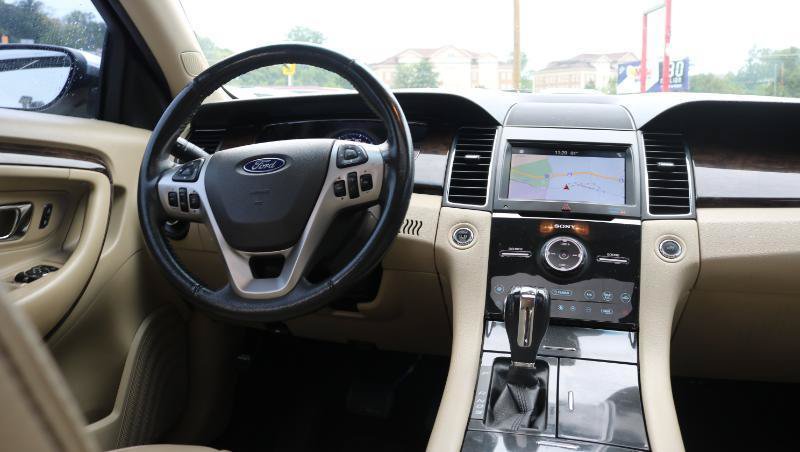 Used 2019 Ford Taurus Limited FWD image 20