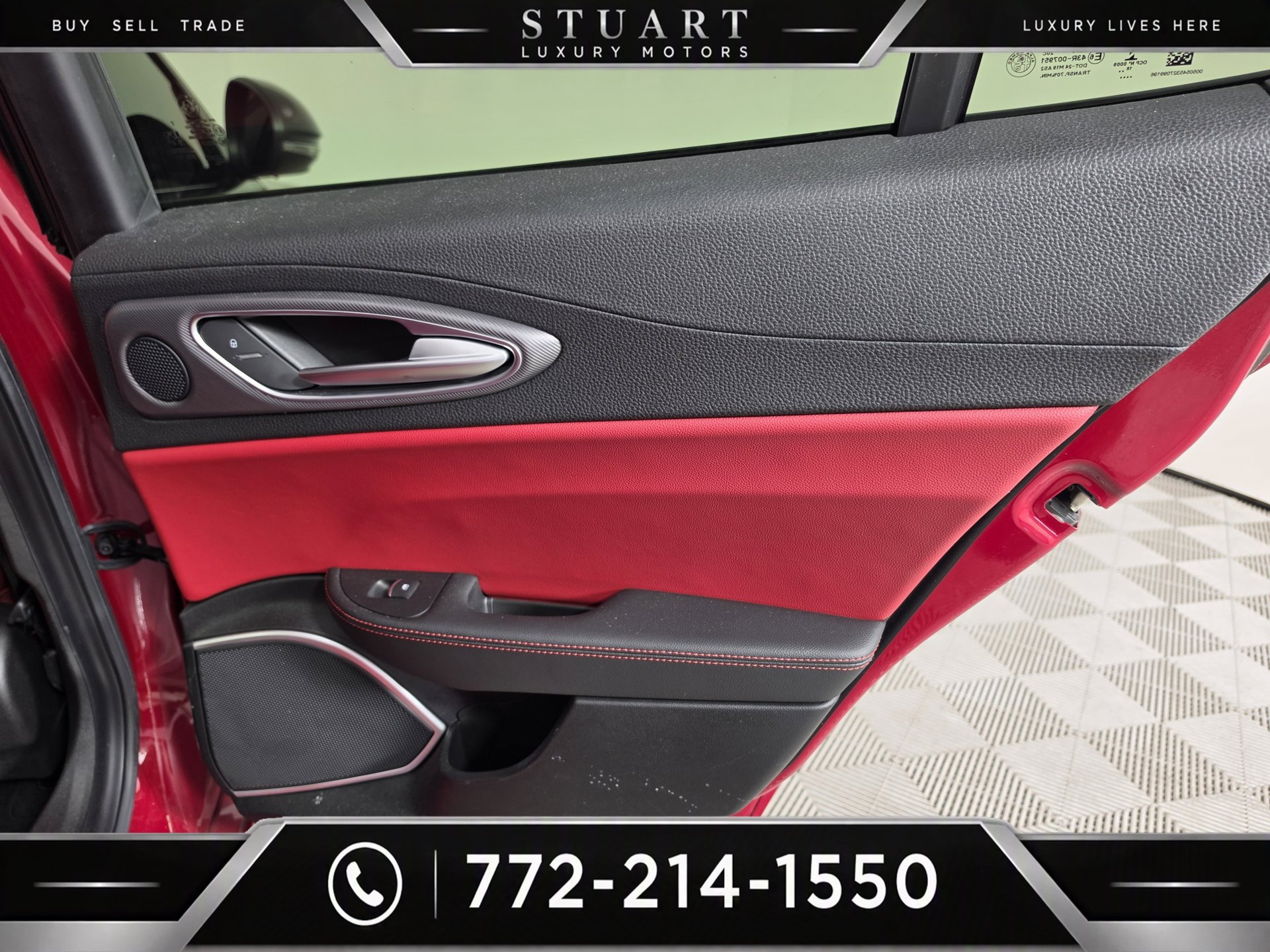 Used 2019 Alfa Romeo Giulia Ti Sport w/ Quick Order Package 22U Sport RWD image 29