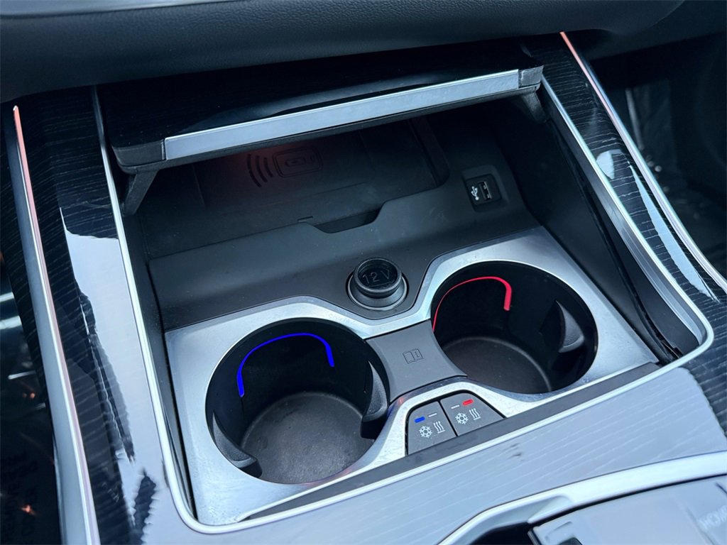 Certified 2023 BMW X7 xDrive40i w/ Executive Package image 27