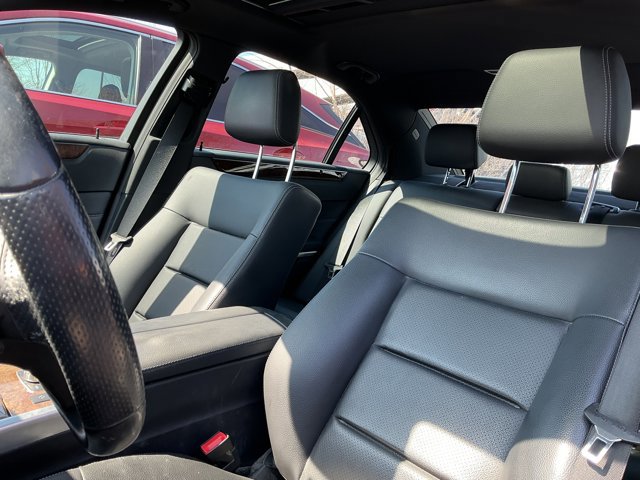 Used 2015 Mercedes-Benz E 350 4MATIC Sedan image 10