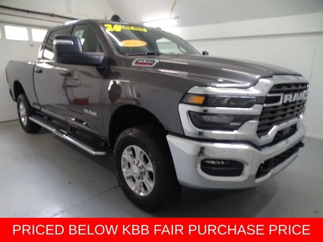 Certified 2026 RAM 2500 Big Horn AWD/4WD image 1