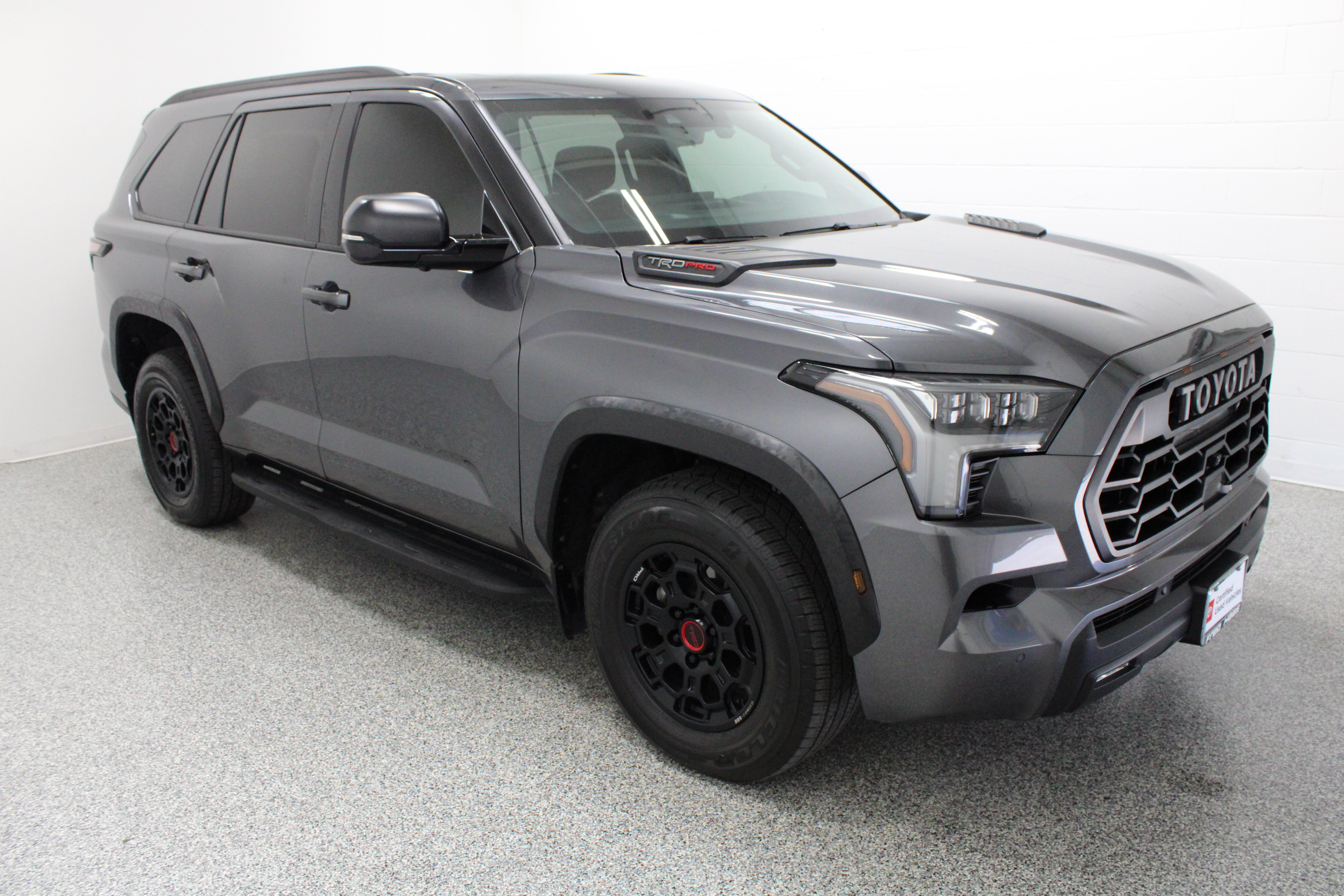 Used 2024 Toyota Sequoia TRD Pro AWD/4WD image 4