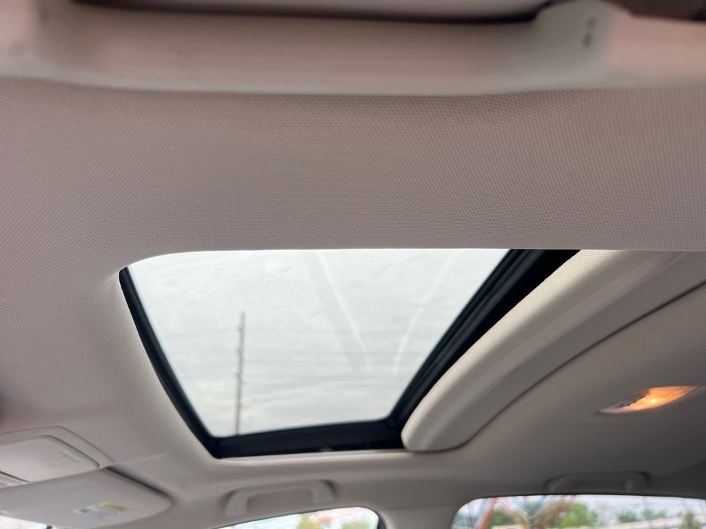 Used 2015 Honda CR-V Touring image 37