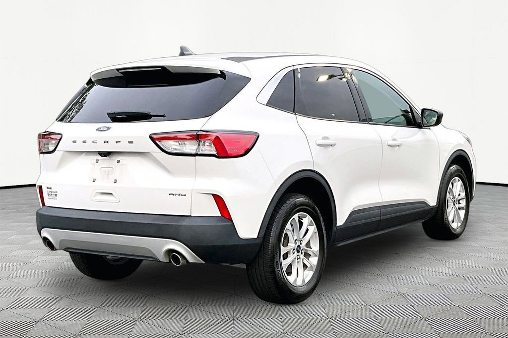Used 2022 Ford Escape SE w/ Convenience Package AWD/4WD image 5