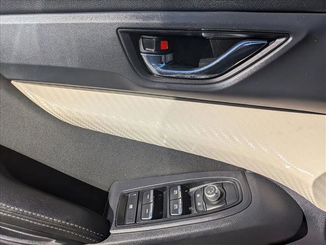 Used 2022 Subaru Ascent Premium image 16