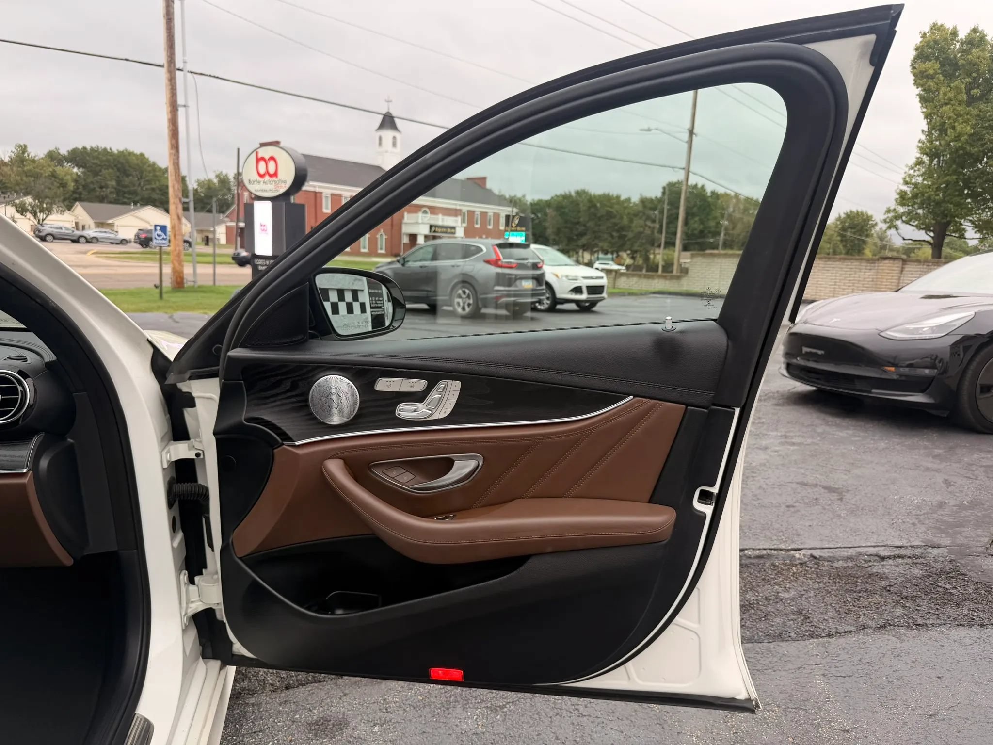 Used 2017 Mercedes-Benz E 43 AMG 4MATIC Sedan image 31