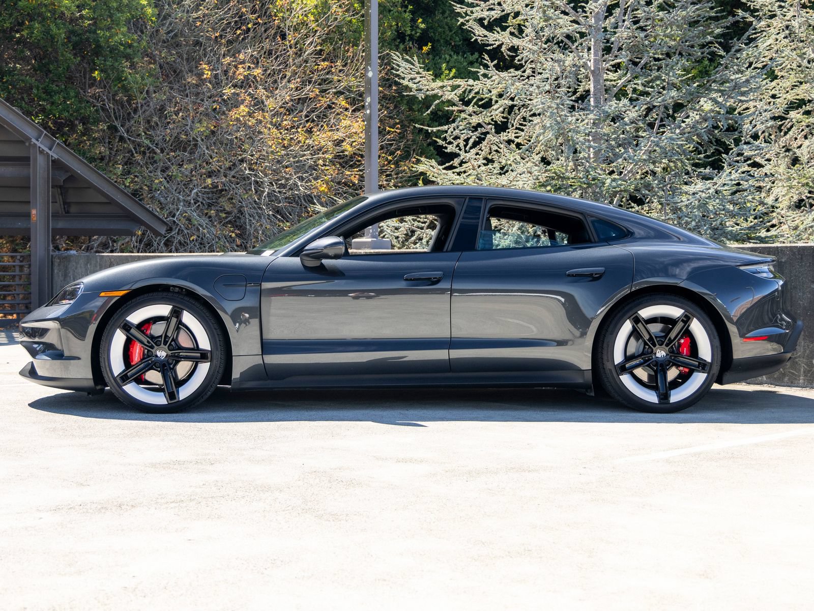Certified 2025 Porsche Taycan 4S AWD/4WD image 2