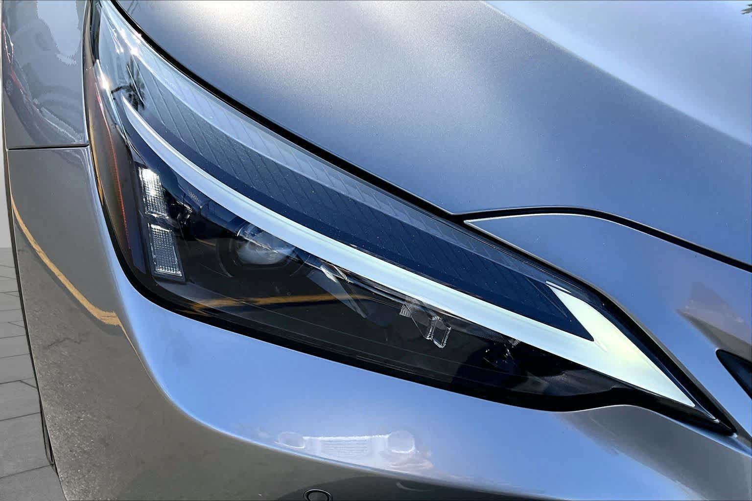 Used 2024 Lexus NX 350h AWD image 28