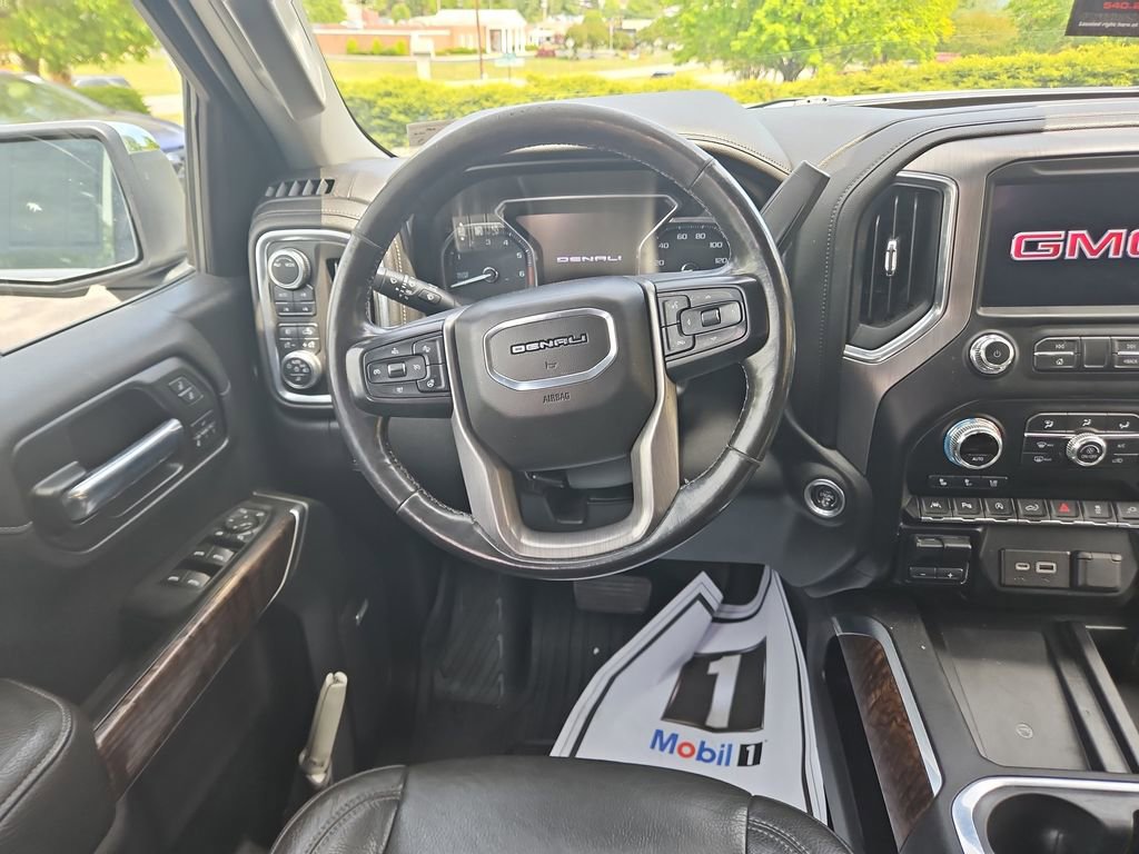 Used 2020 GMC Sierra 1500 Denali w/ Denali Ultimate Package AWD/4WD image 14