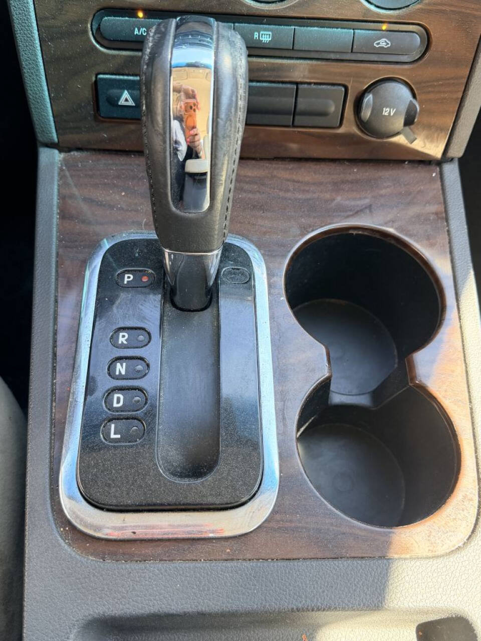 Used 2008 Ford Taurus SEL FWD image 18