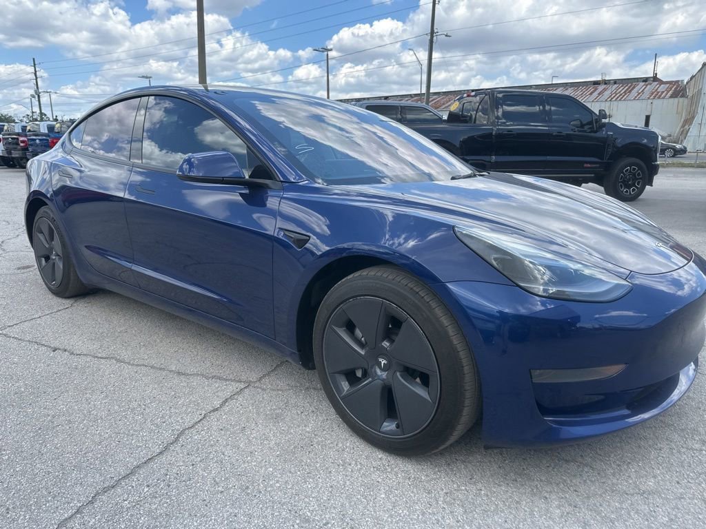 Used 2022 Tesla Model 3 Long Range AWD/4WD image 5