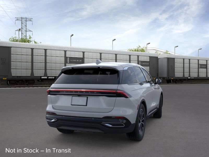 New 2026 Lincoln Nautilus Premier image 8