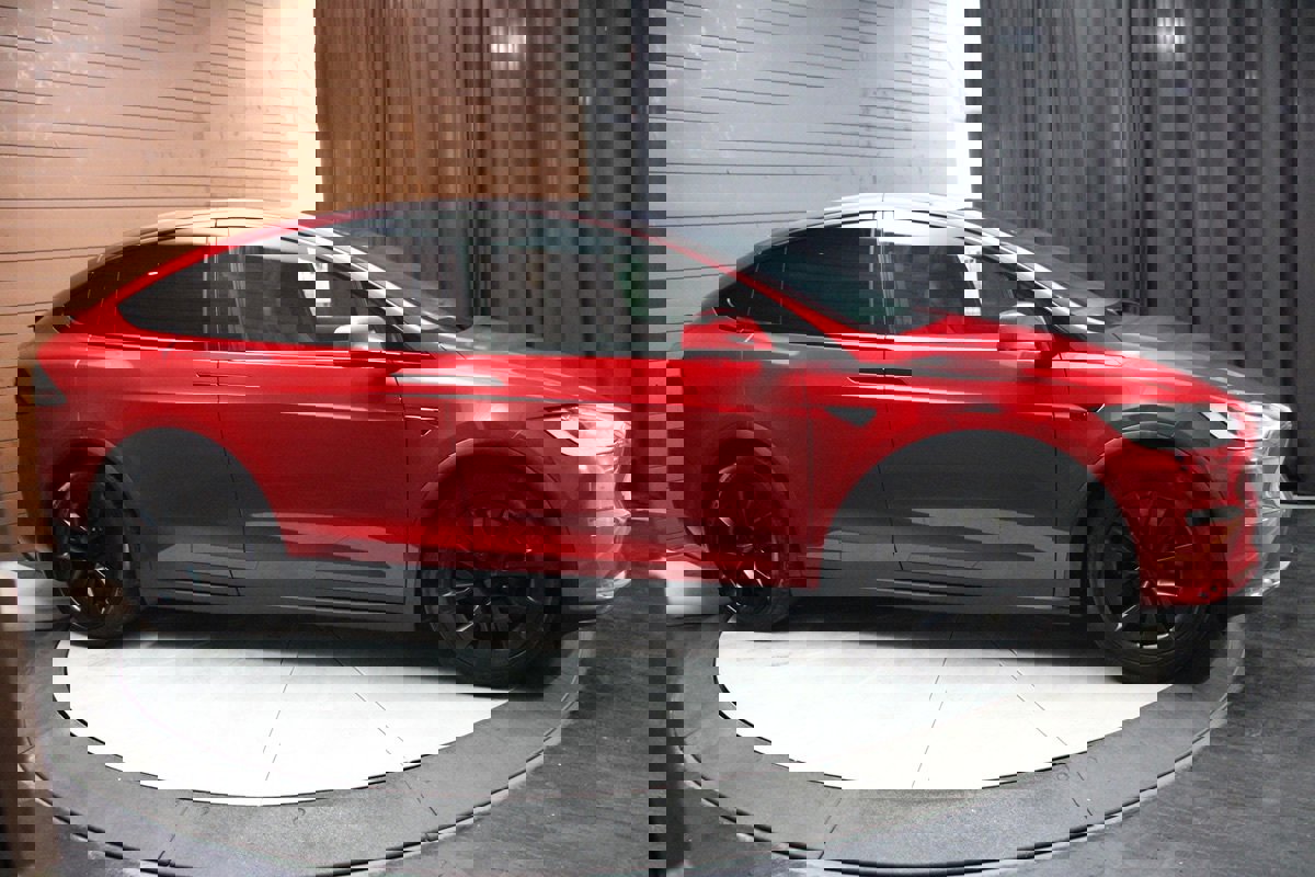 Used 2023 Tesla Model X 6 Seater AWD image 16