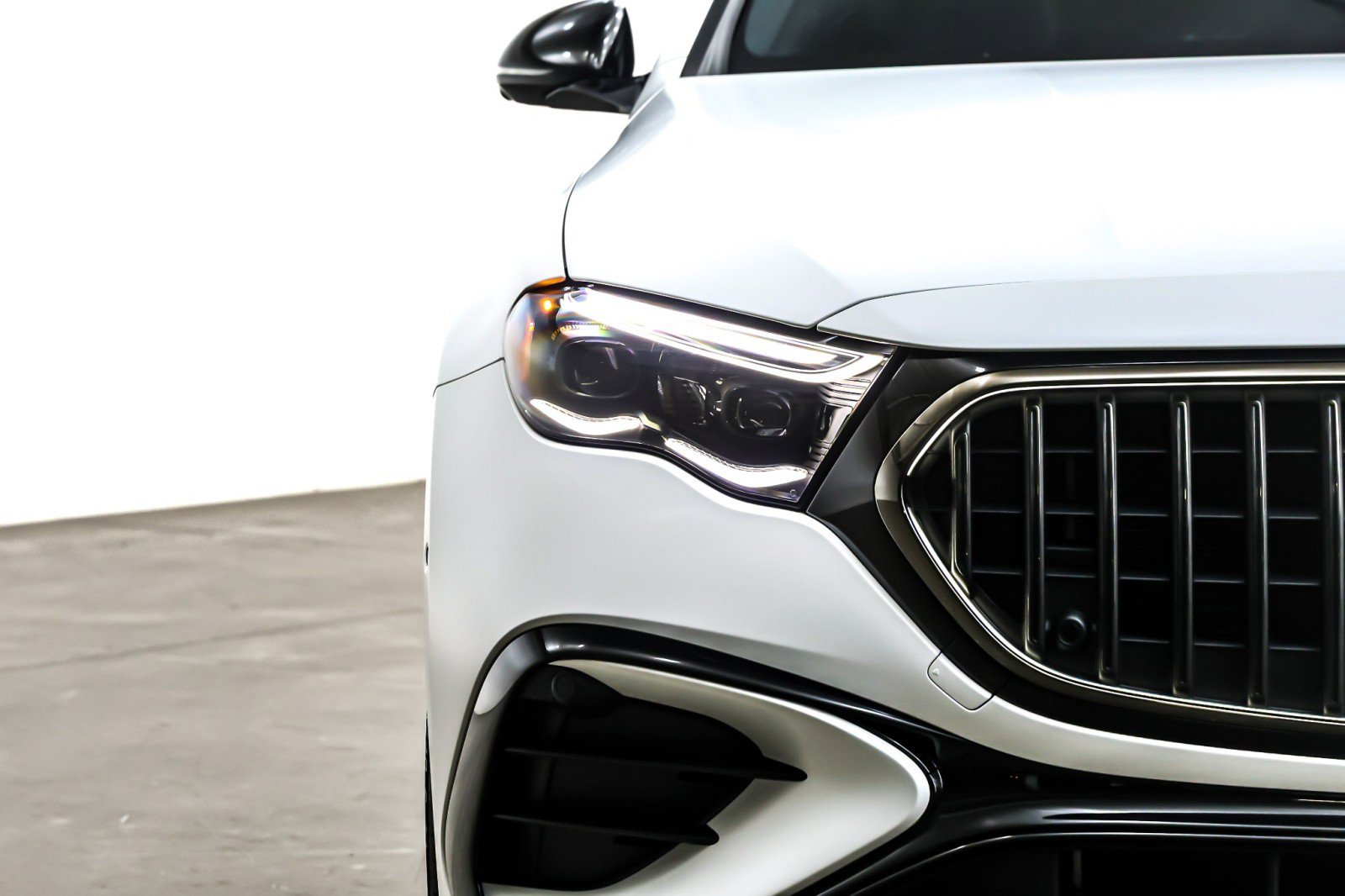 Certified 2026 Mercedes-Benz E 53 AMG e 4MATIC Sedan image 16