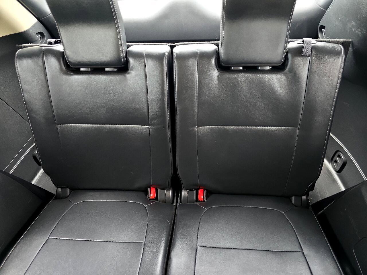 Used 2020 Mitsubishi Outlander SEL image 11