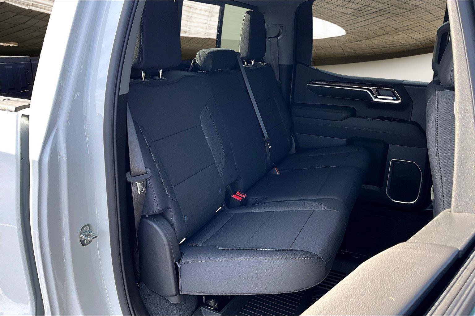 New 2026 Chevrolet Silverado 1500 RST image 9