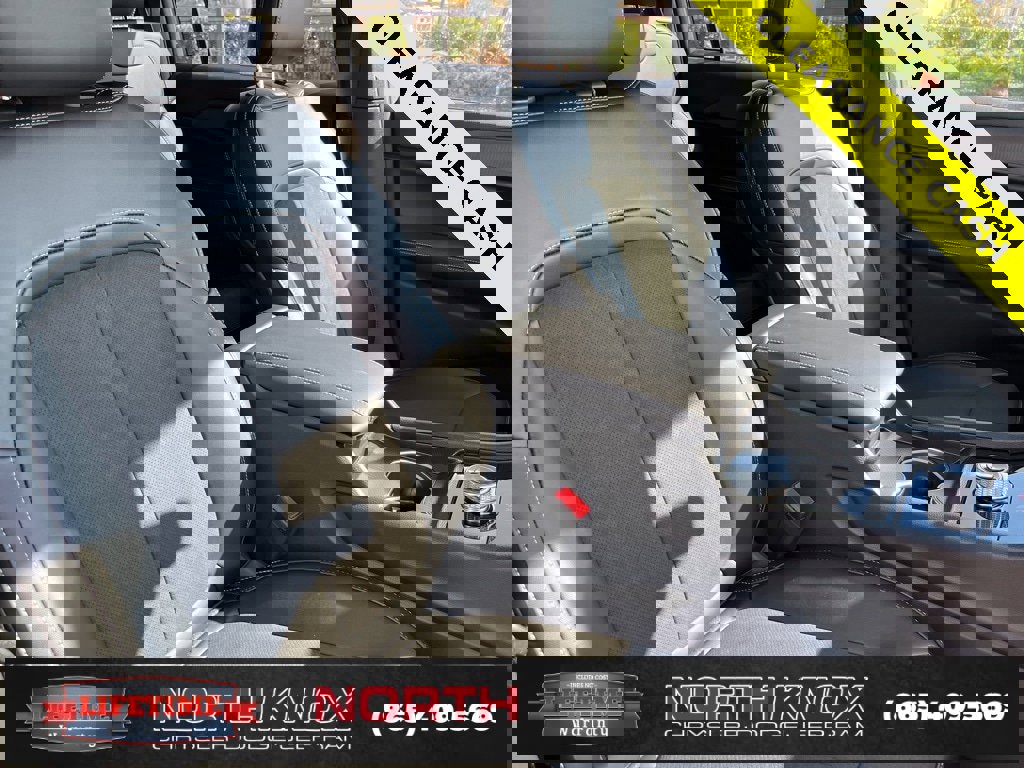 New 2025 Jeep Grand Cherokee L Altitude image 30