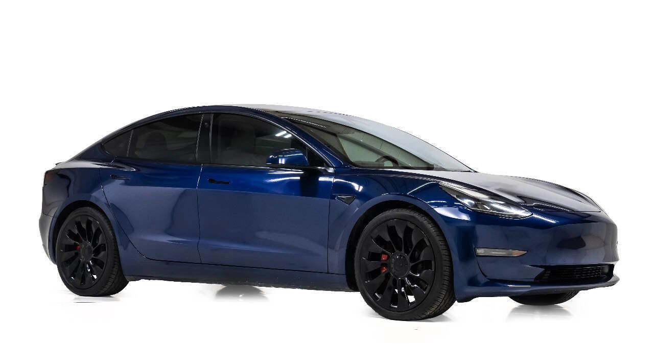 Used 2022 Tesla Model 3 Performance image 1