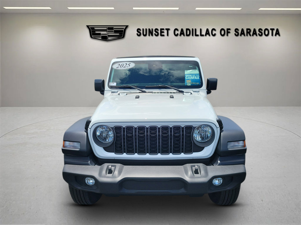 Used 2025 Jeep Wrangler Unlimited Sport AWD/4WD image 2