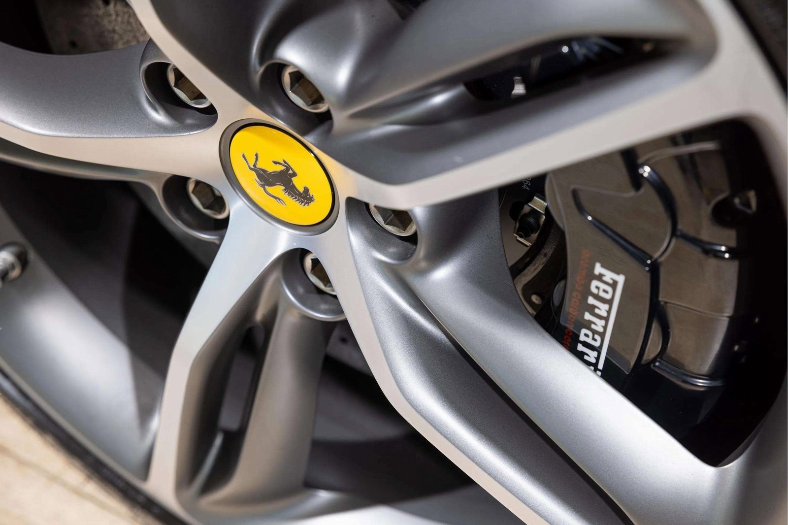 Used 2022 Ferrari 296 GTB image 9