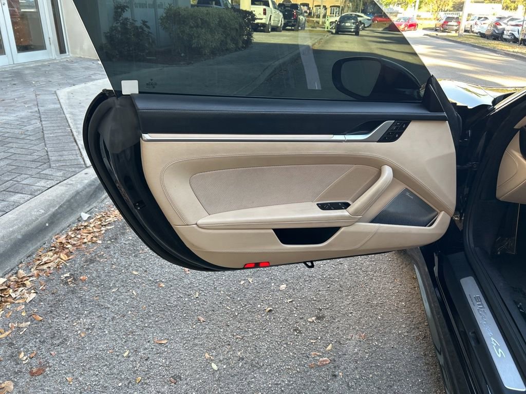 Used 2021 Porsche 911 Targa 4S Heritage Design image 39