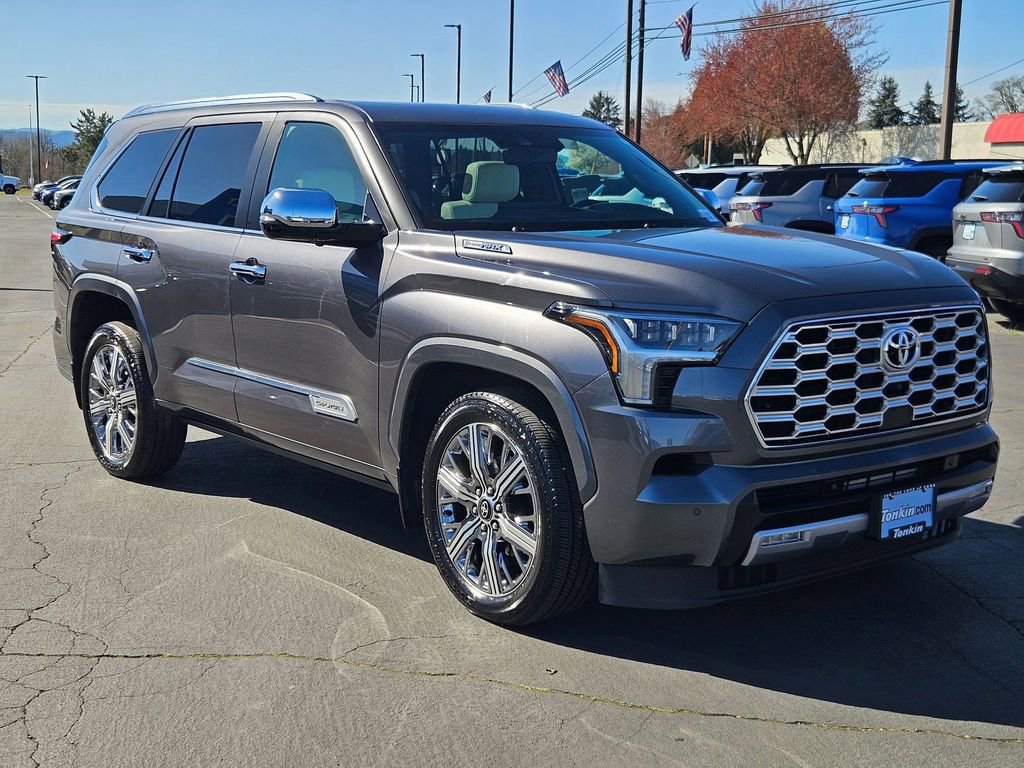 Used 2025 Toyota Sequoia Capstone image 8