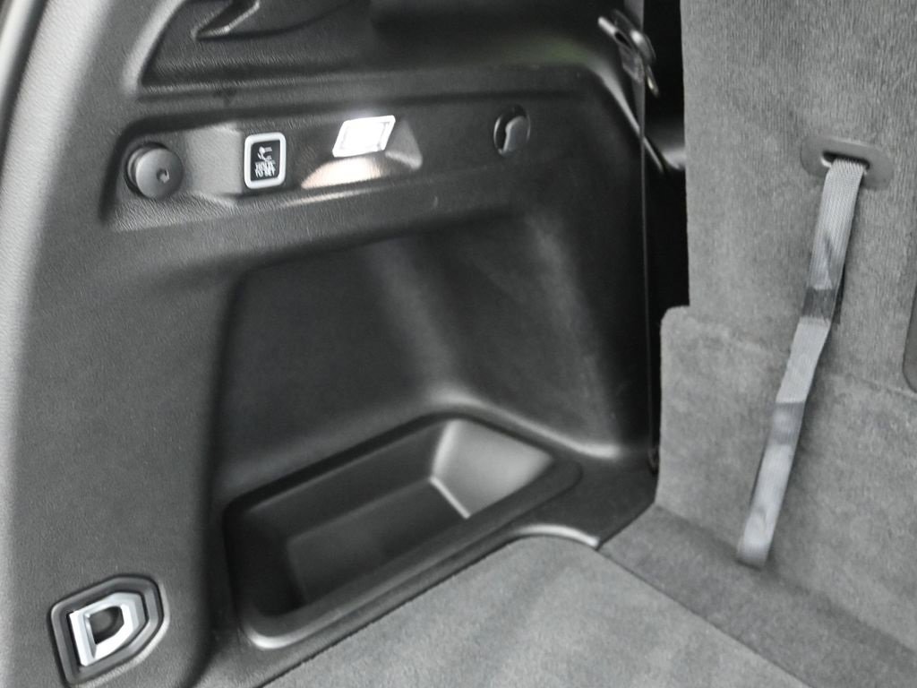 Used 2024 Jeep Grand Cherokee L Altitude image 32