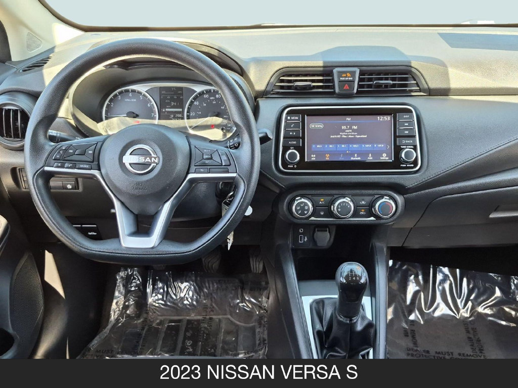 Used 2023 Nissan Versa S FWD image 13