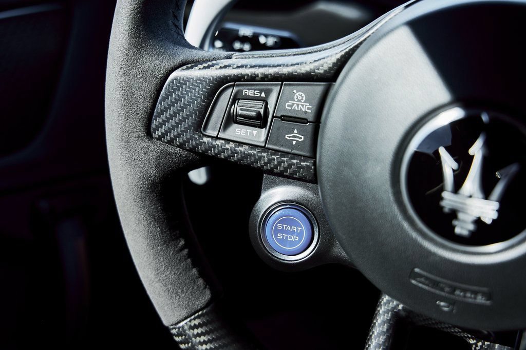 Used 2023 Maserati MC20 Coupe RWD image 50