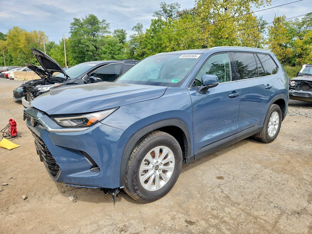 Used 2025 Toyota Grand Highlander AWD Hybrid image 3