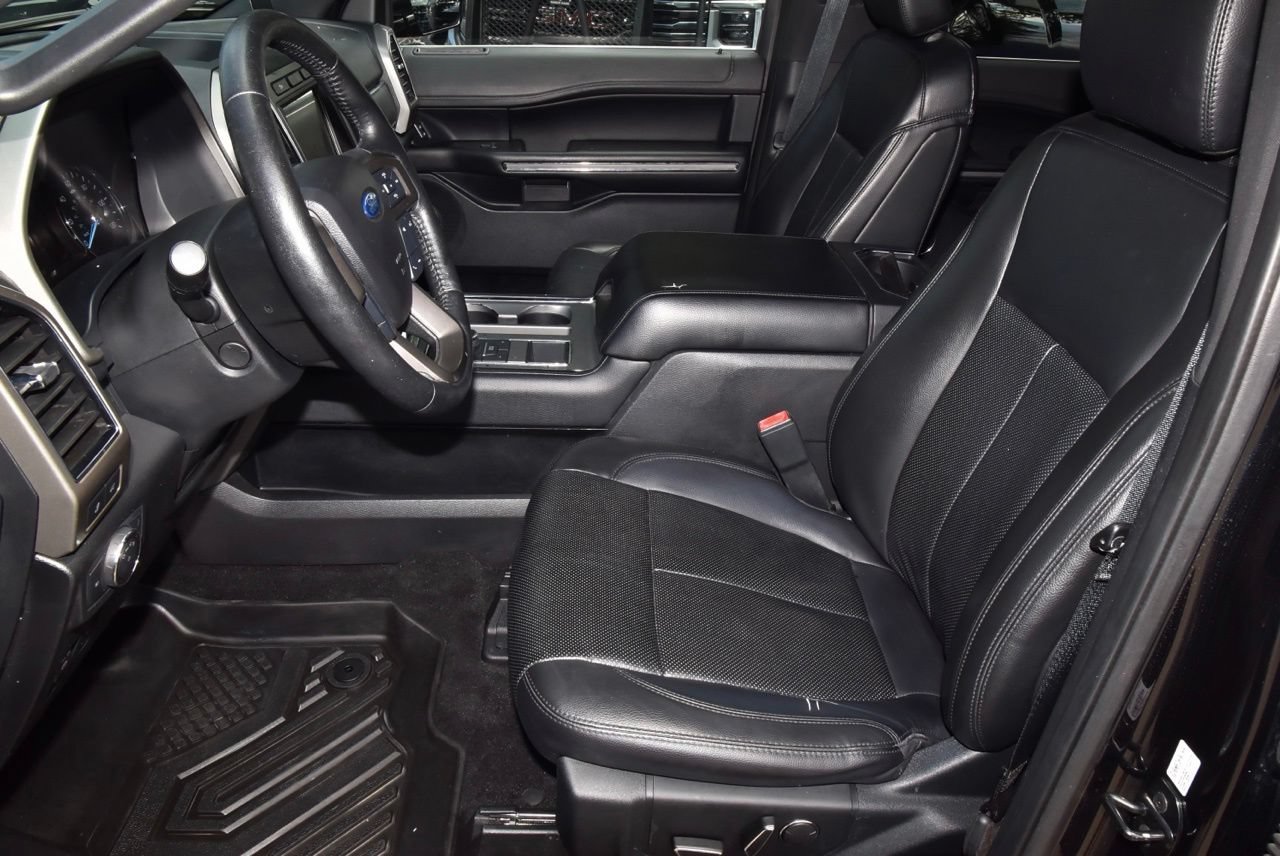 Used 2019 Ford Expedition XLT w/ Equipment Group 202A RWD image 13