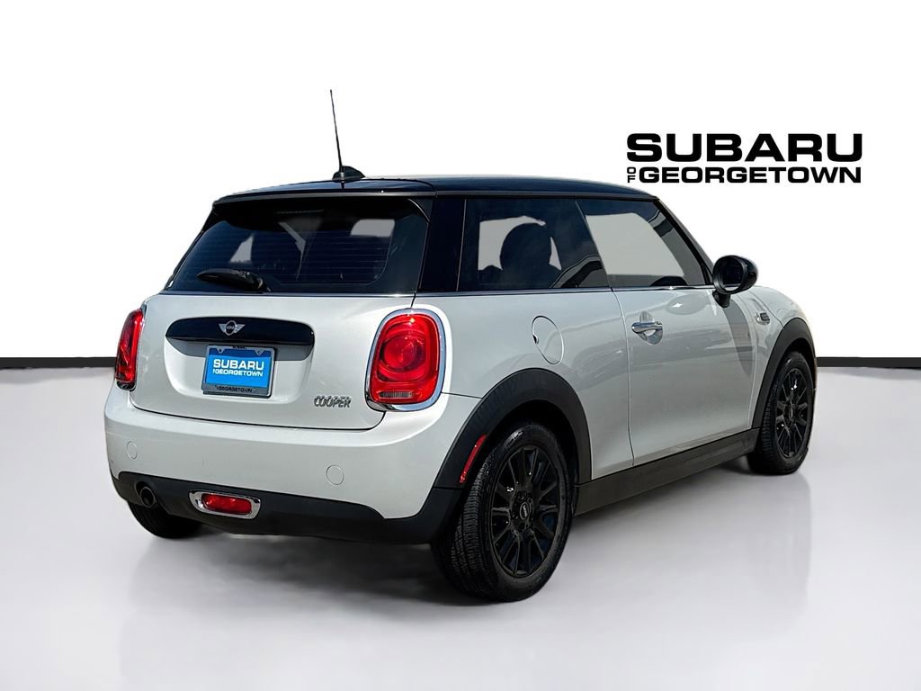 Used 2017 MINI Cooper 2-Door Hardtop FWD image 8