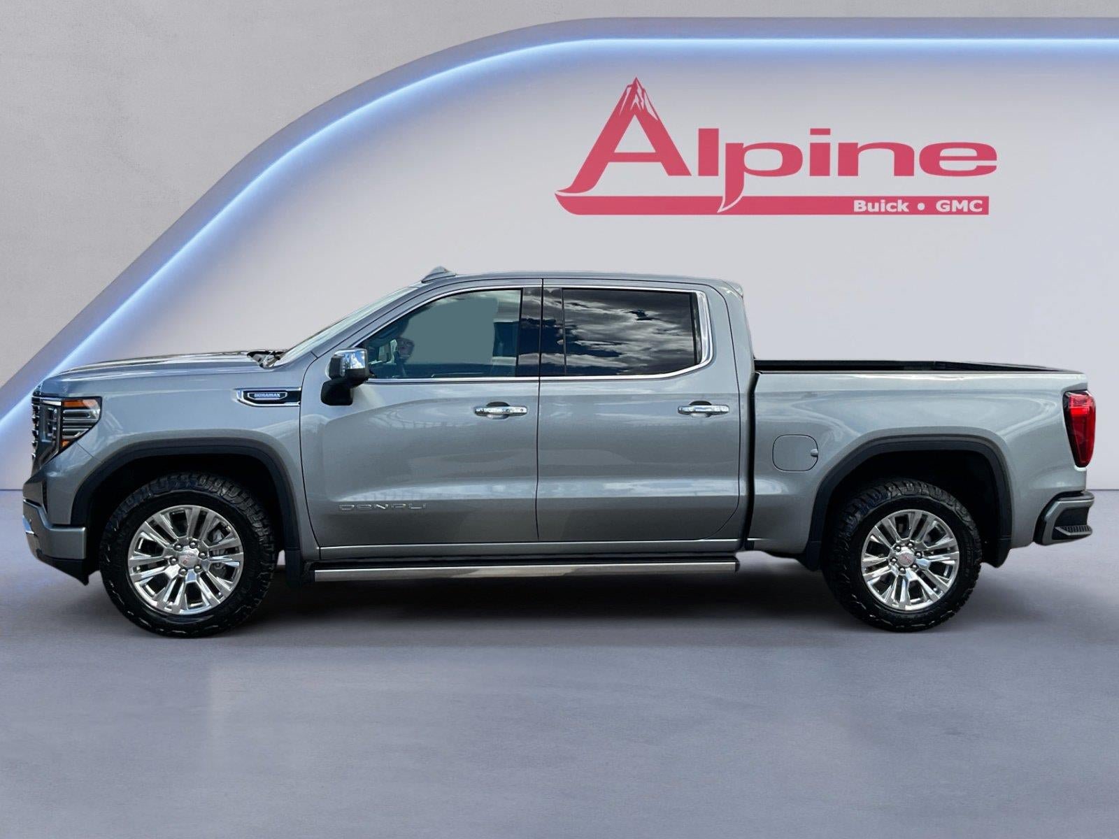 Certified 2023 GMC Sierra 1500 Denali w/ Technology Package AWD/4WD image 2