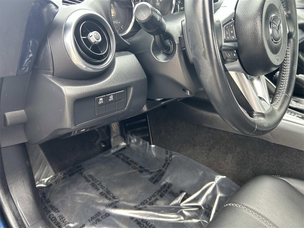 Used 2022 MAZDA MX-5 Miata RF Grand Touring image 16