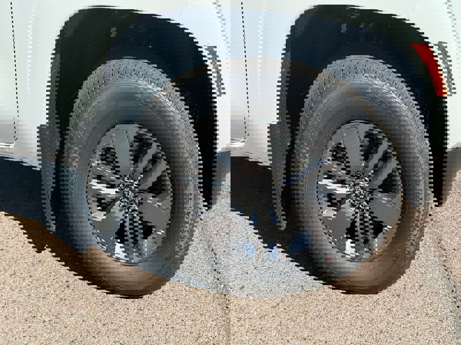 New 2026 Nissan Frontier SV image 10