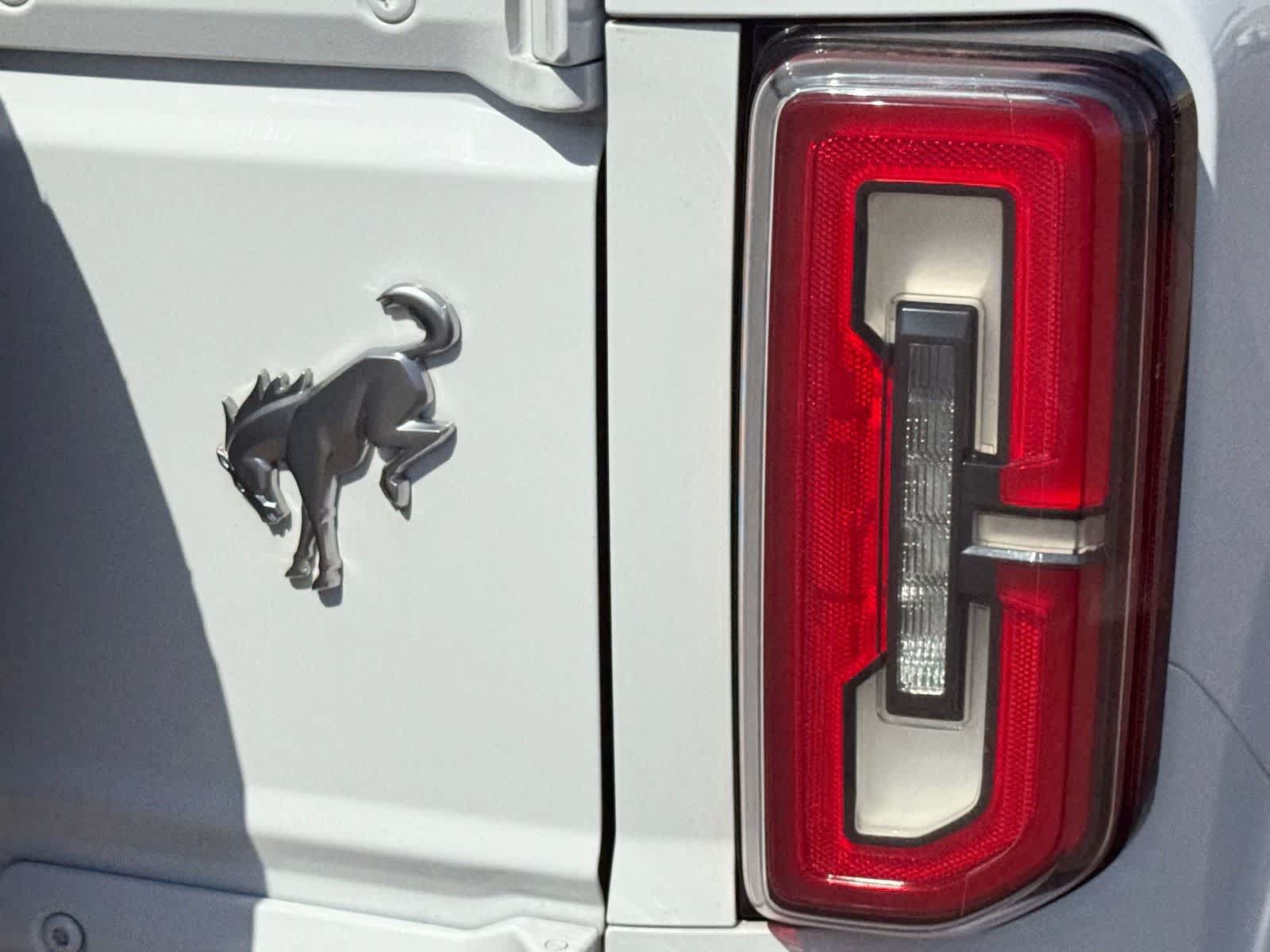 Used 2023 Ford Bronco Badlands AWD/4WD image 8