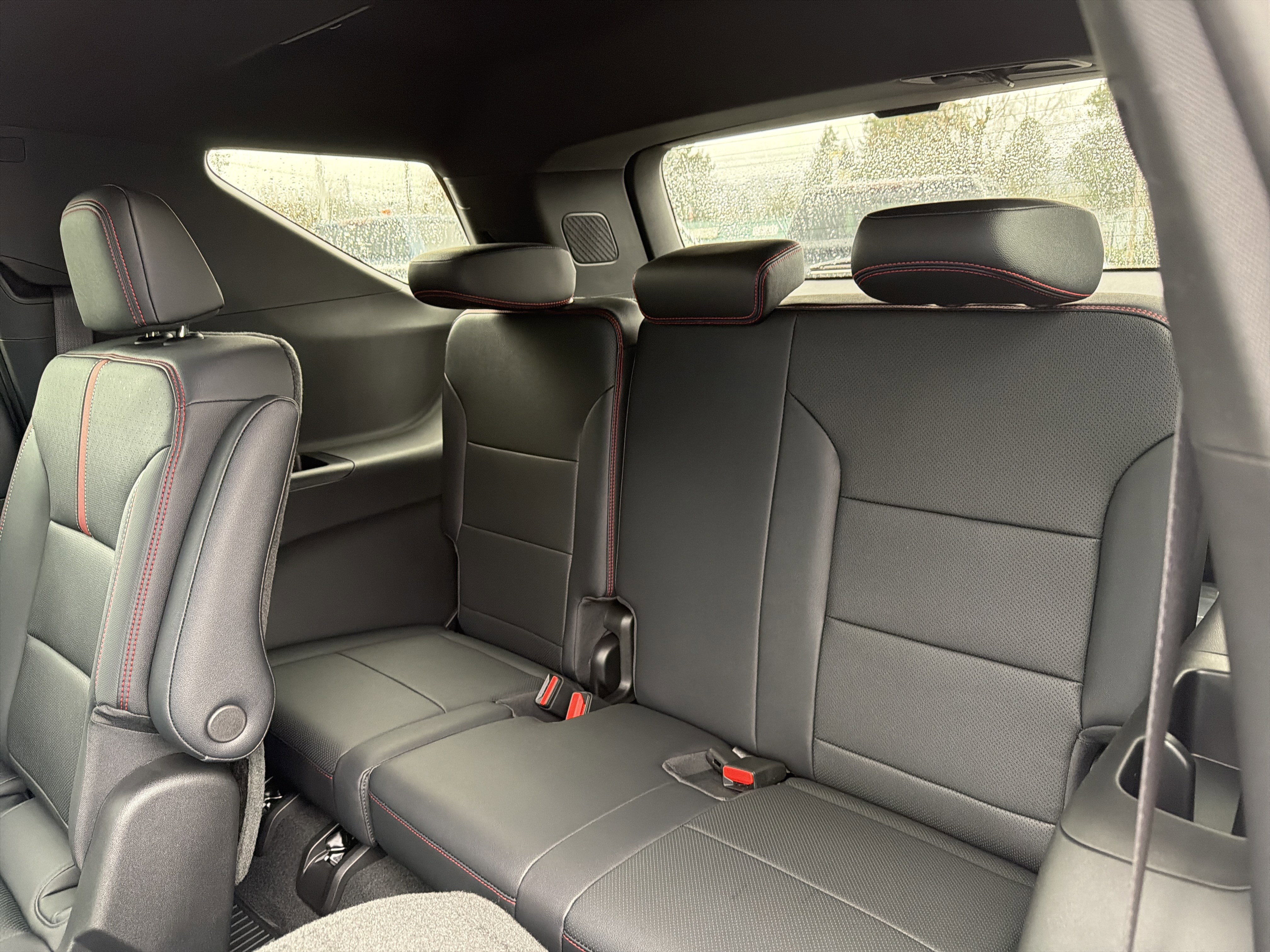 New 2026 Chevrolet Traverse RS image 13