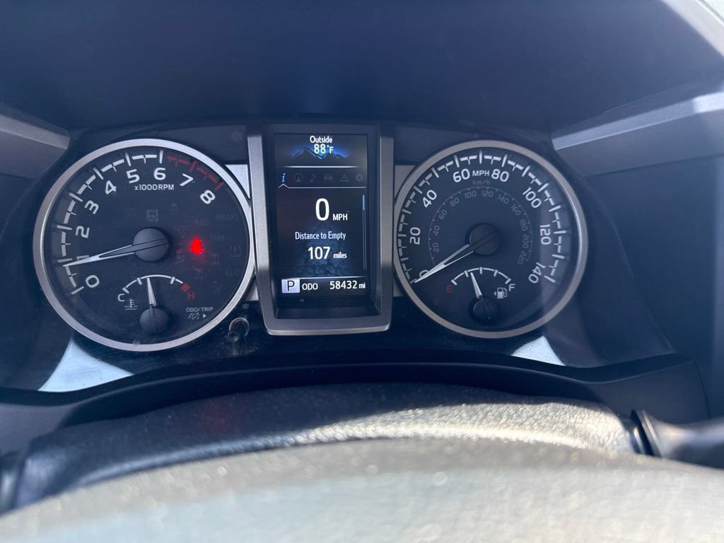 Used 2020 Toyota Tacoma SR5 AWD/4WD image 22