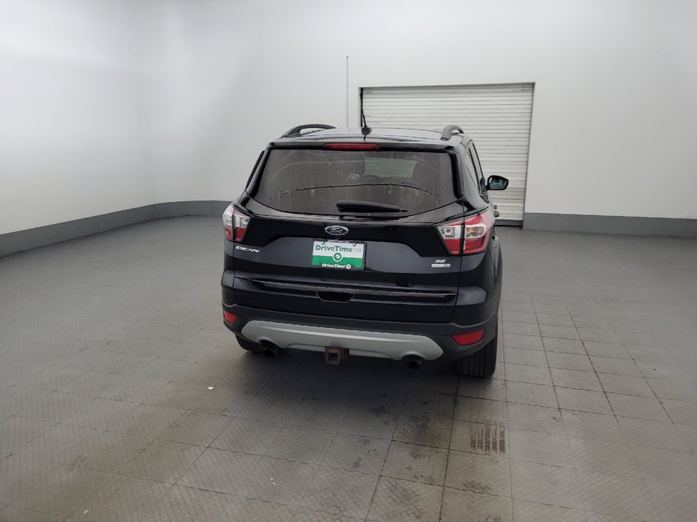 Used 2017 Ford Escape SE w/ Equipment Group 201A AWD/4WD image 7