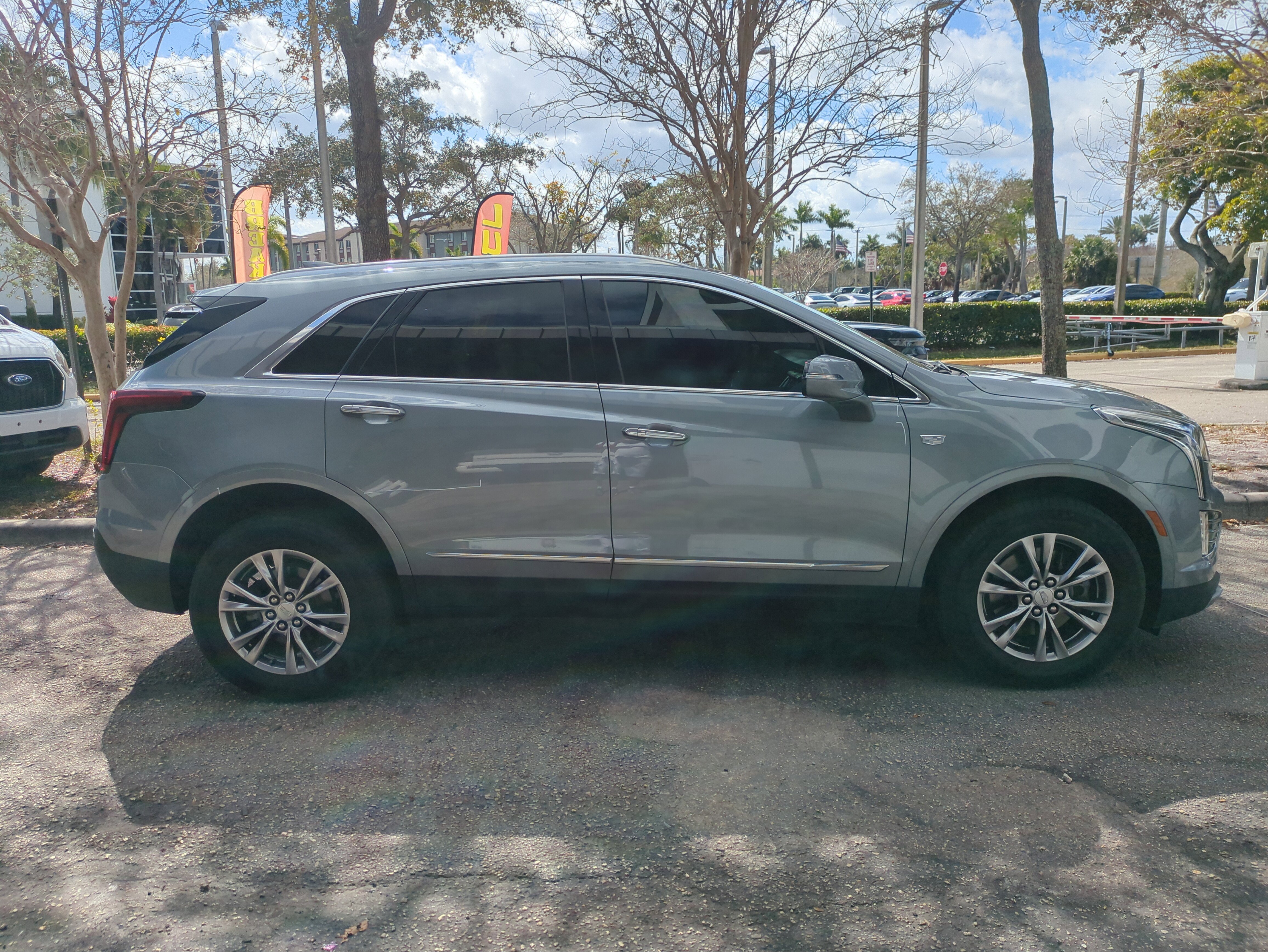 Used 2023 Cadillac XT5 Premium Luxury image 4