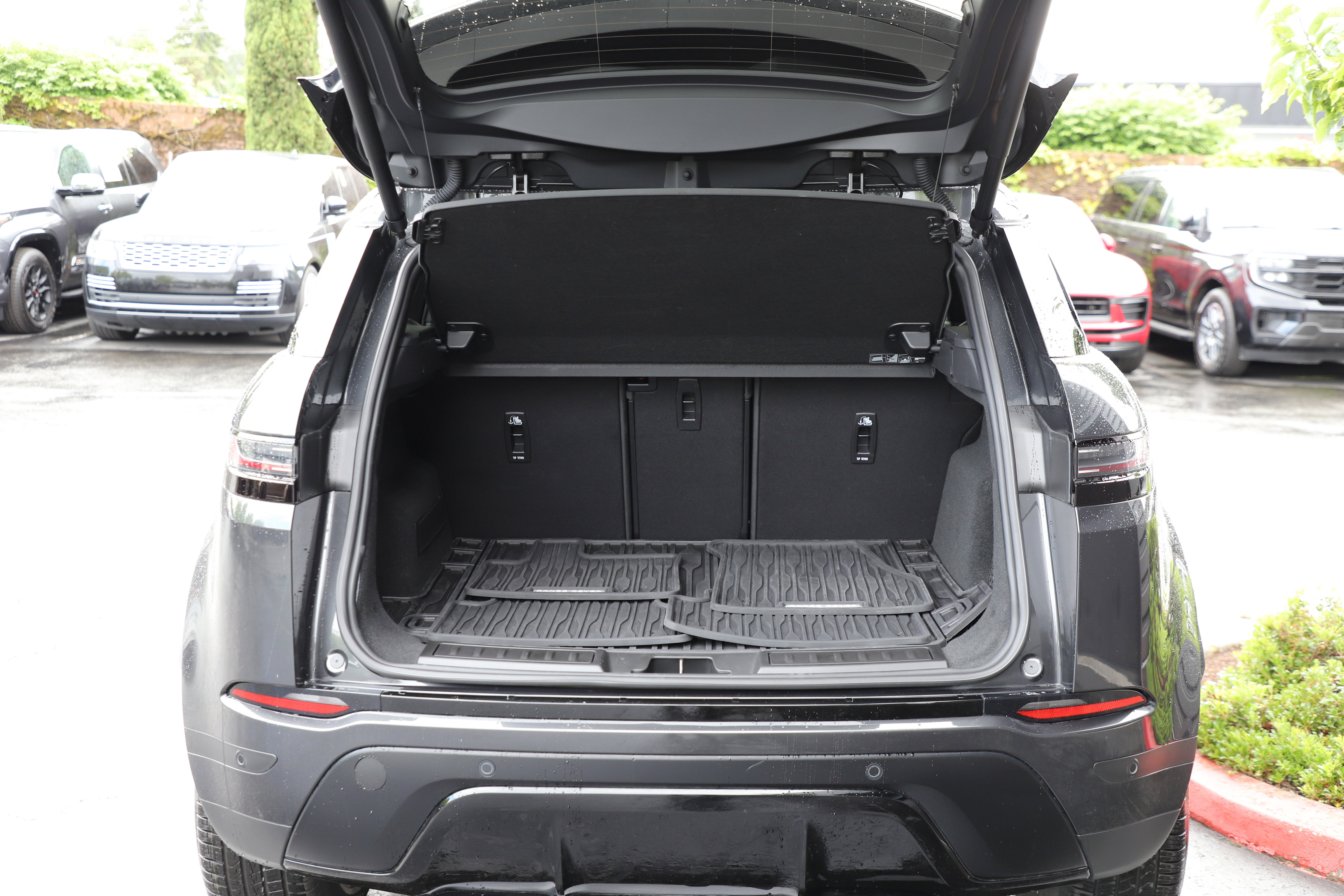 Certified 2026 Land Rover Range Rover Evoque S AWD/4WD image 16