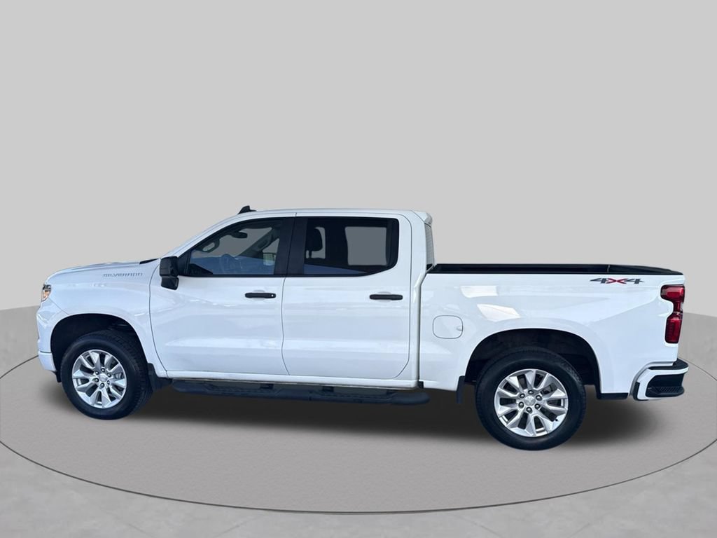 Used 2022 Chevrolet Silverado 1500 Custom AWD/4WD image 4