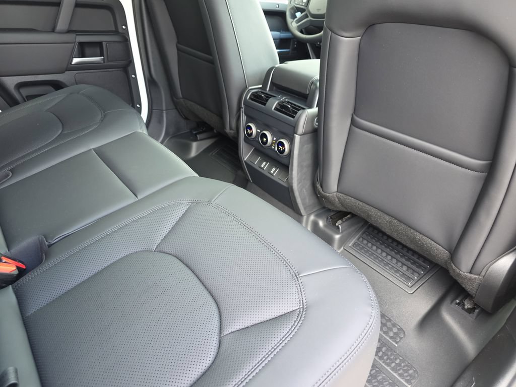 New 2026 Land Rover Defender 110 S AWD/4WD image 11