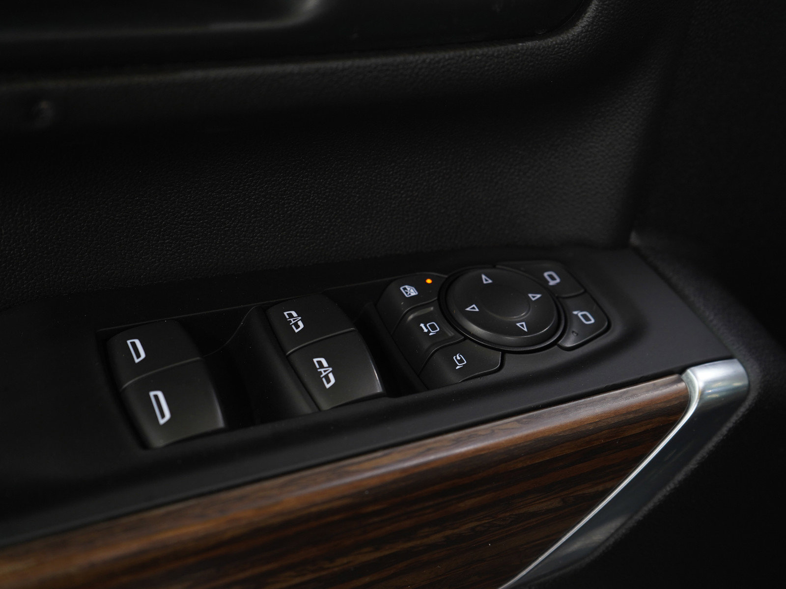 Used 2021 Chevrolet Silverado 2500 High Country w/ Safety Package II image 21