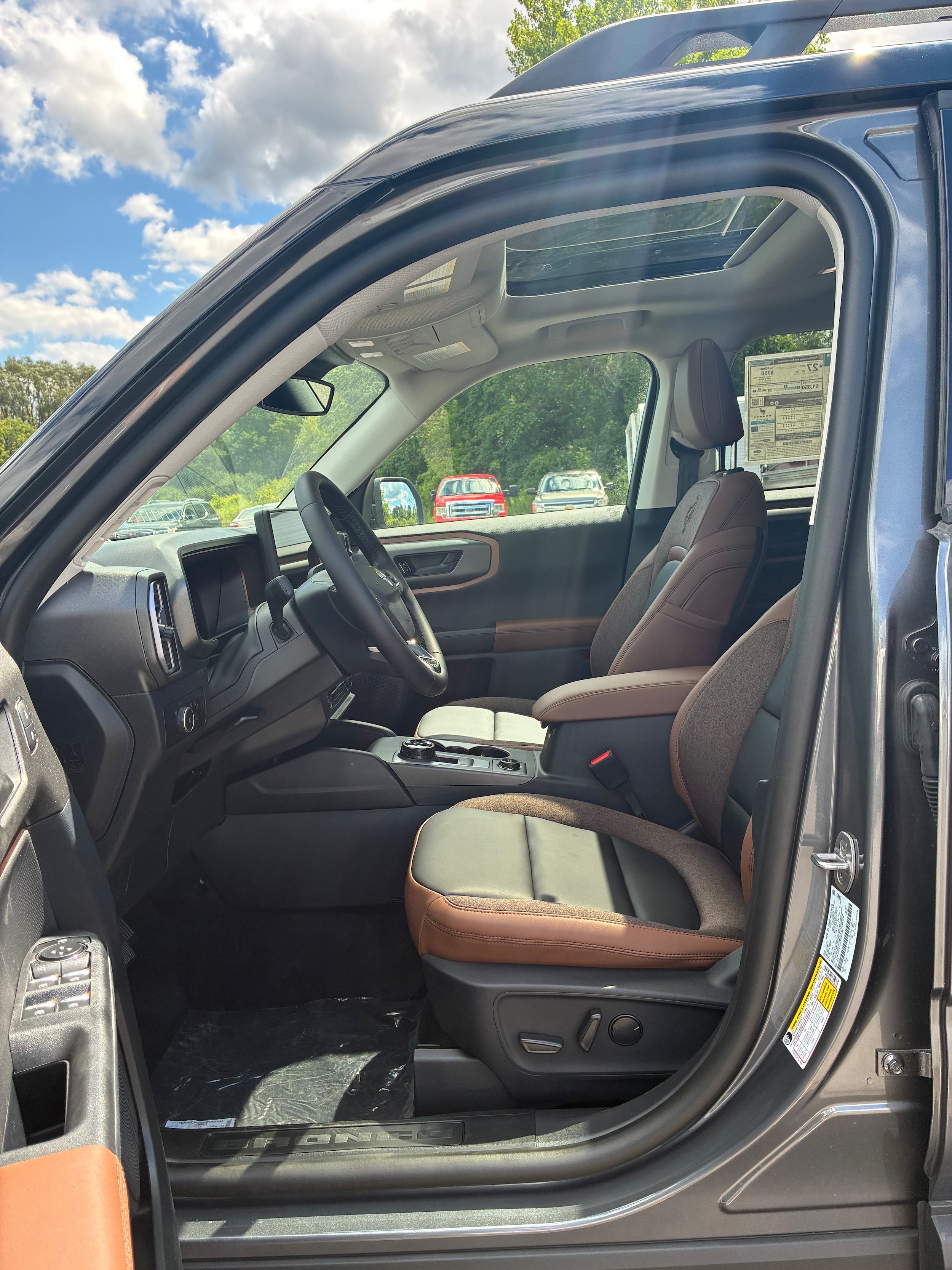 New 2026 Ford Bronco Sport Outer Banks w/ Outer Banks Tech Package+ AWD/4WD image 7