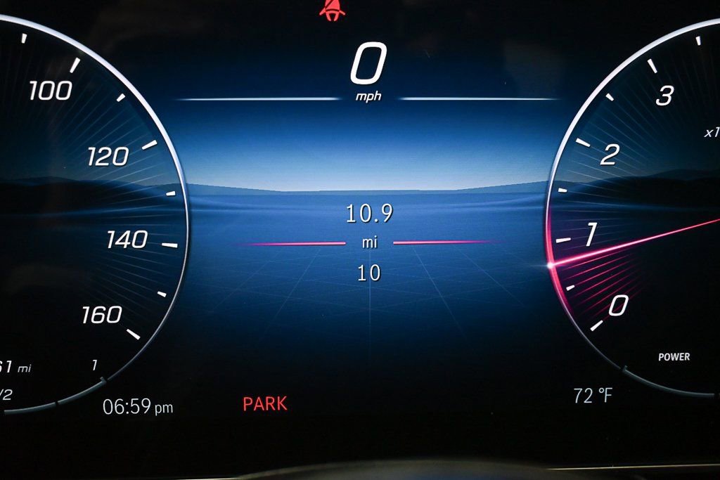 New 2025 Mercedes-Benz GLC 300 4MATIC image 12