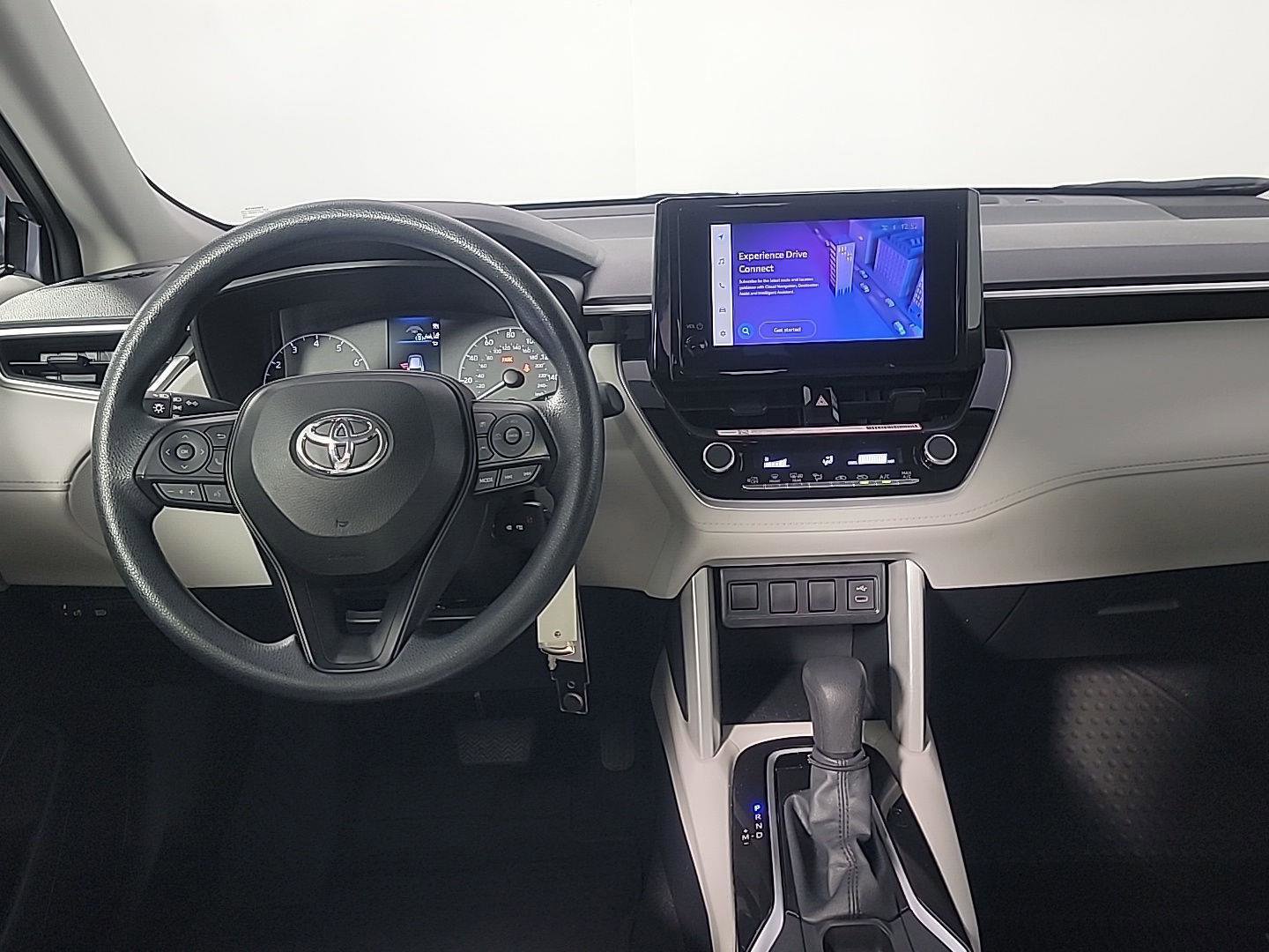 Used 2024 Toyota Corolla Cross L image 19