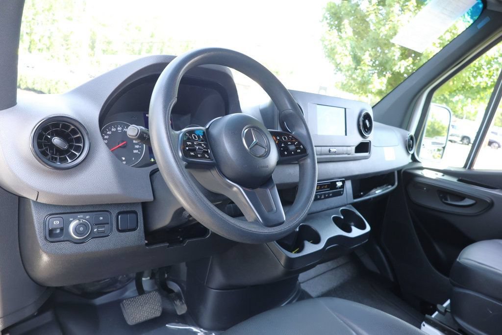 Used 2023 Mercedes-Benz Sprinter 2500 w/ Acoustic Package image 12