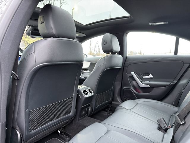 Used 2025 Mercedes-Benz CLA 250 4MATIC image 13